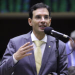 Leo Prates é eleito 1º vice-presidente da Comissão Especial sobre Aplicativos na Câmara dos Deputados