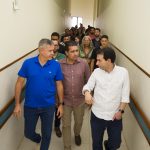 Leo Prates visita Miguel Calmon e acompanha avanços na saúde e no turismo local