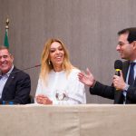 Leo Prates defende debate responsável e gradual sobre redução da jornada de trabalho em seminário na Bahia