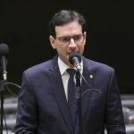 Comissão Especial aprova relatório de Leo Prates que prevê fim da escala 6×1