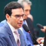 Leo Prates se consolida como deputado mais premiado da Bahia, com dois novos reconhecimentos nacionais