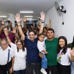 Leo Prates recebe Diego Castro em encontro com lideranças e moradores em Salvador