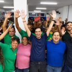 Leo Prates debate condições de trabalho dos ambulantes em encontro com representantes da Semop